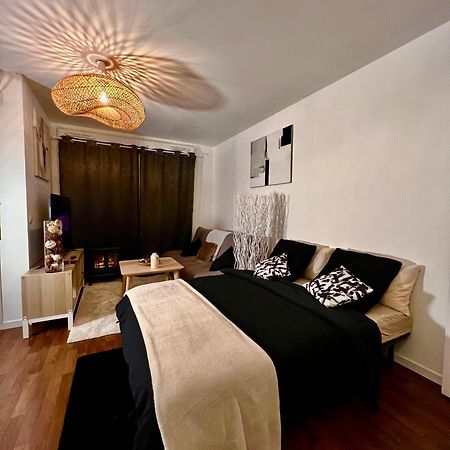 "Moonlight" Gare A 10Min De Paris, Wifi, Terrasse , Parking Apartment Argenteuil Exterior photo